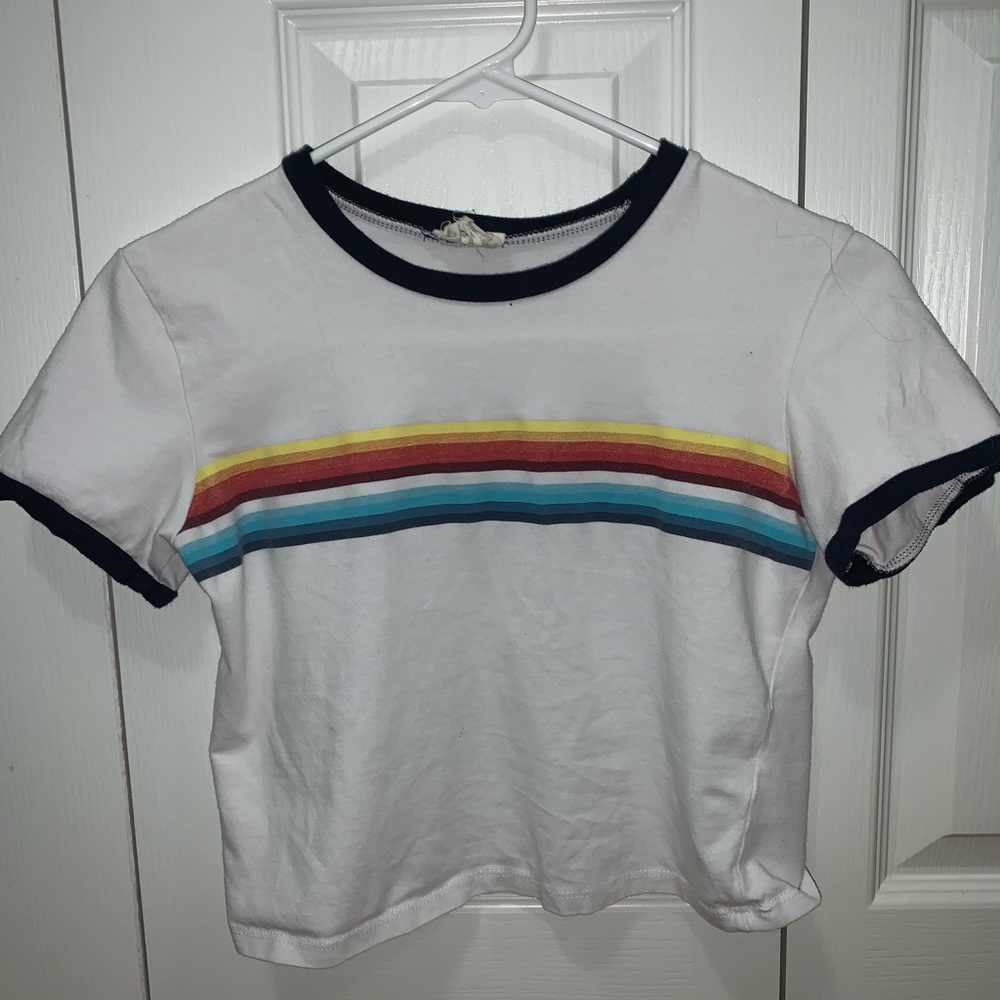 Retro inspired white crop top.